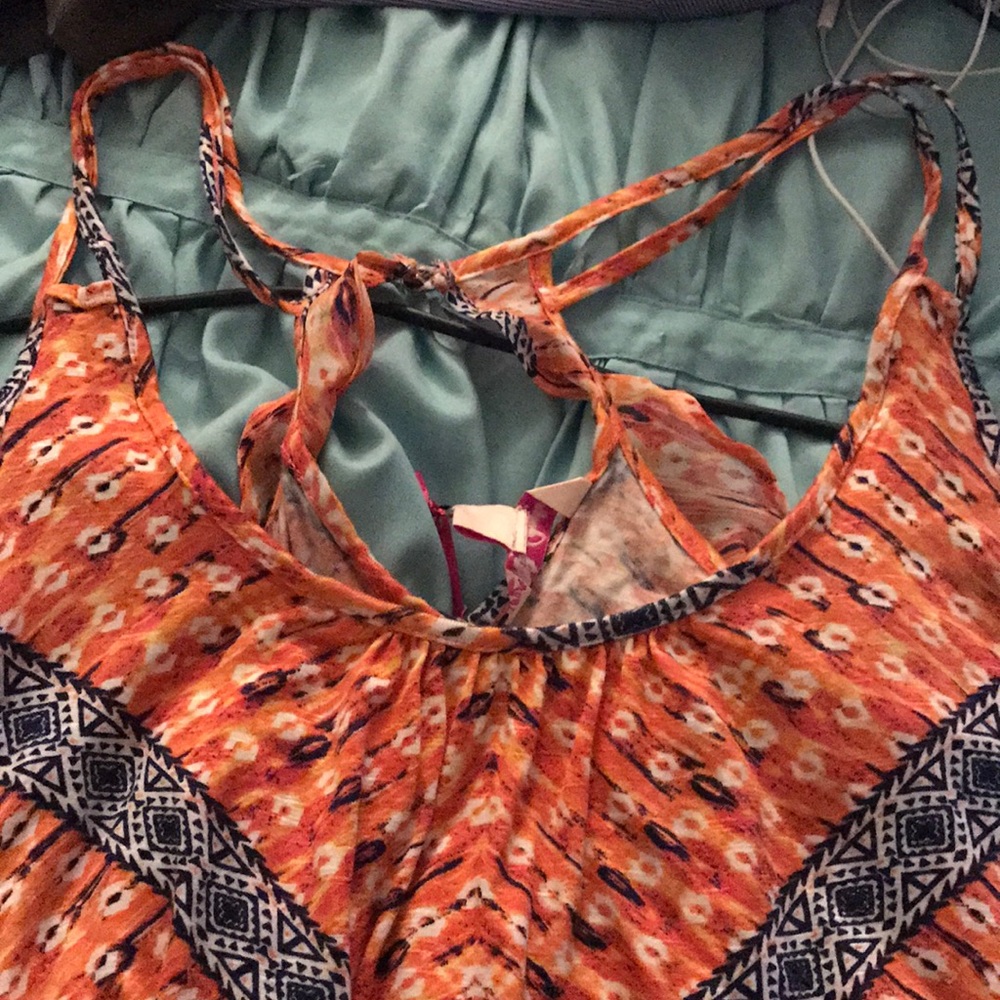 Ruffle back tank top